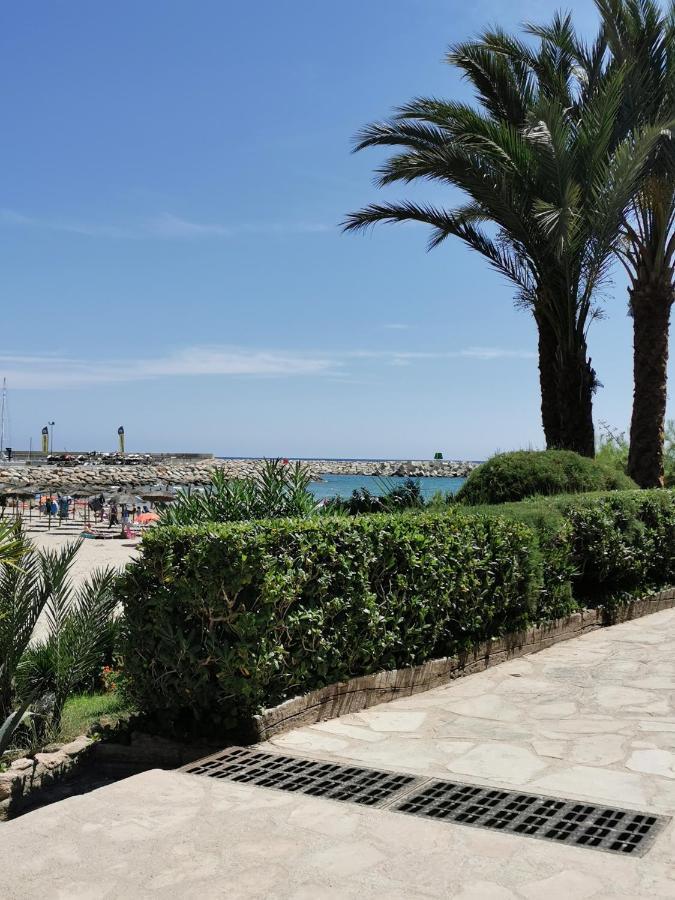 Apartamento Port De Roda De Bara -Roc Sant Gaieta Zewnętrze zdjęcie
